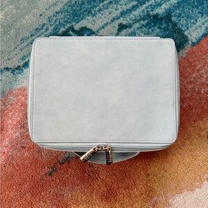 BEIS The Cosmetic Case in Light Blue